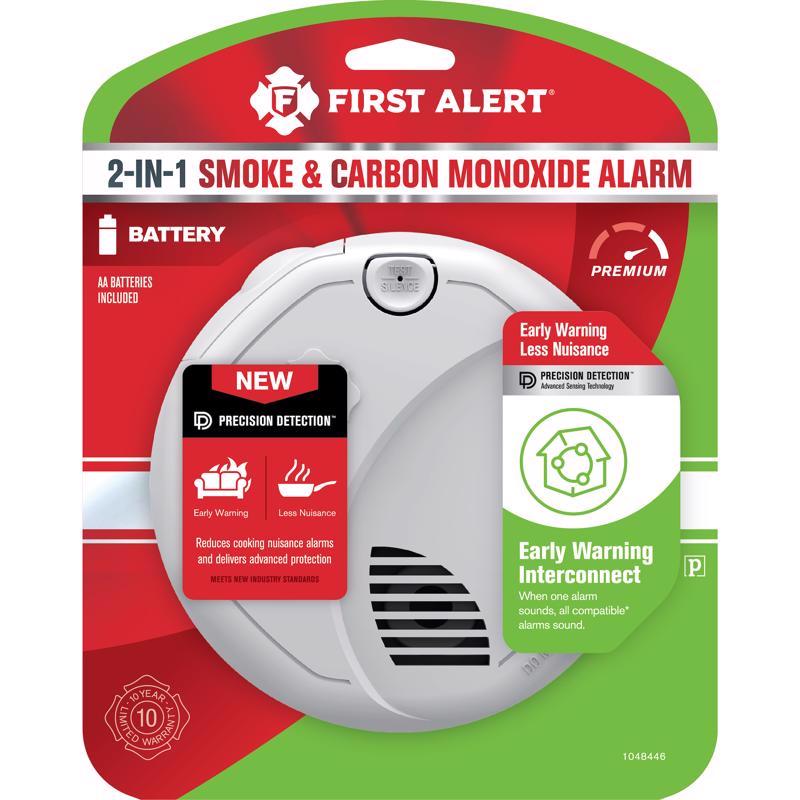 First Alert SMCO500V, Interconnect Battery-Operated Combination Smoke & Carbon Monoxide Alarm with Voice Alerts, 1-Pack