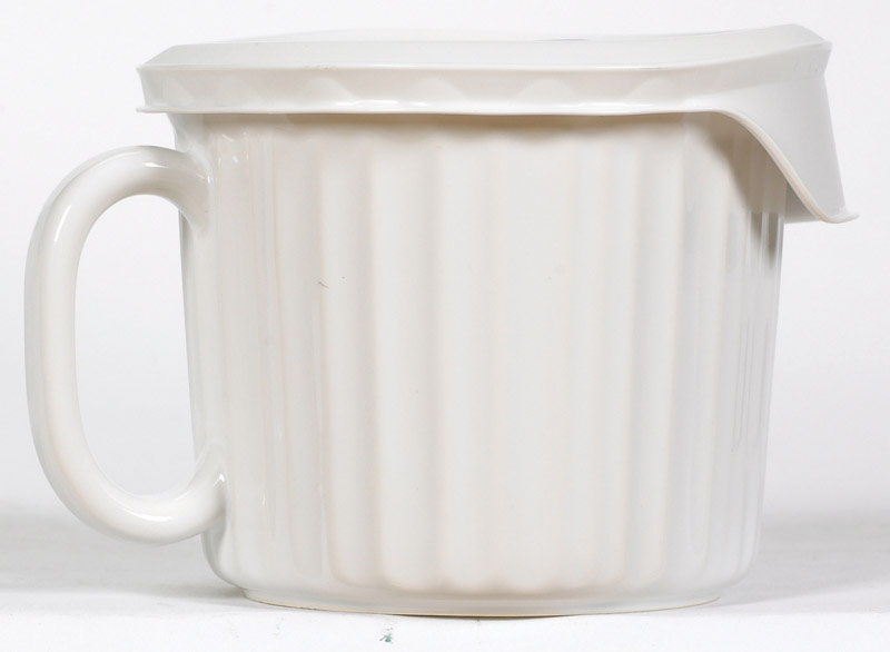 Corningware Plastic 20-Ounce Oven Safe Meal Mug with Vented Lid, French White