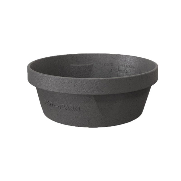 Red Barn Rubber Livestock Feed Pan - 0.5 Gallon 5600105