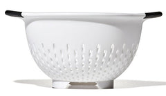 OXO Good Grips Plastic Strainer - 3 Qt Capacity, White 11331000