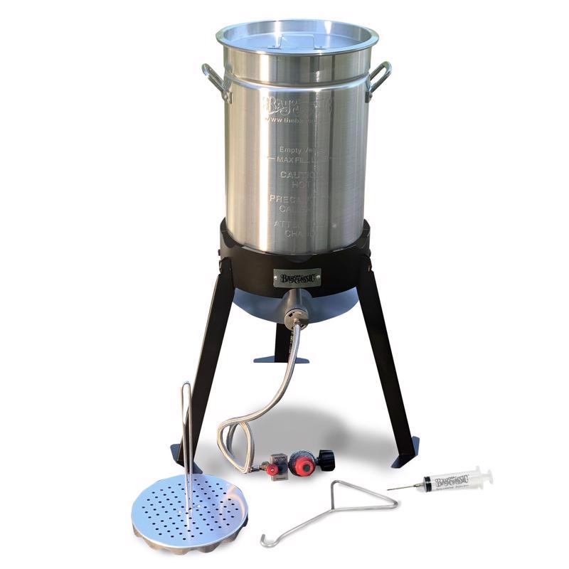 Bayou Classic 200-490 30-qt Aluminum Turkey Fryer Kit Features 30-qt Aluminum Stockpot w/ Lid Lift Hook and Rack 1-oz Seasoning Injector 12-in Fry Thermometer 19-in Tall Steel Cooker w/ 4-in Burner